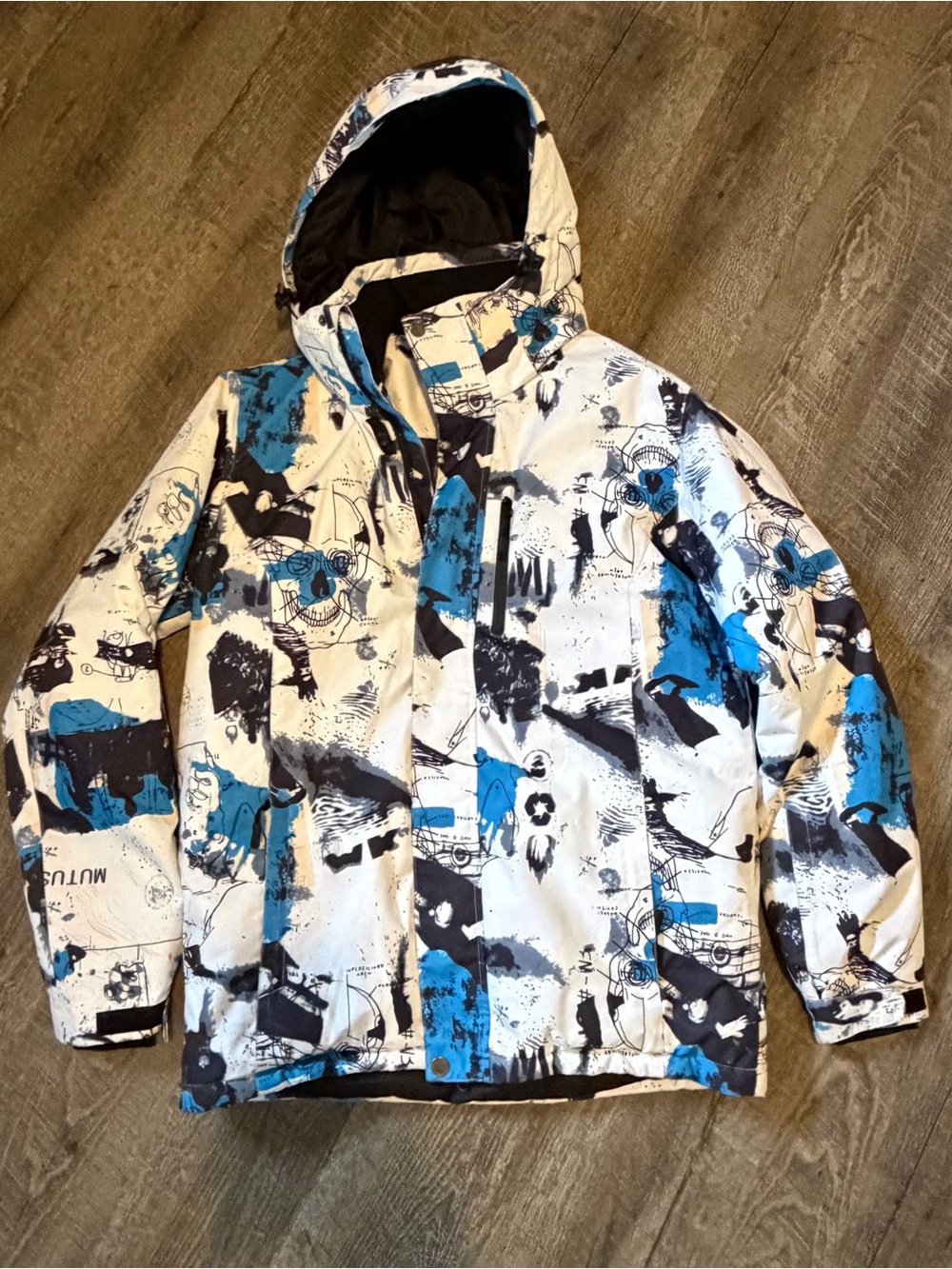MUTU SNOW Men’s Large Skull Graffiti Ski Snowboard Jacket Hooded